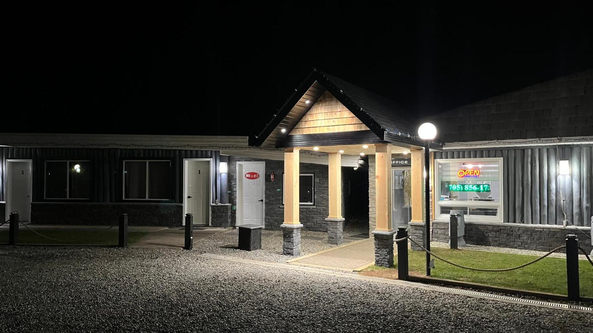 Mystic Isle Motel Вава Экстерьер фото